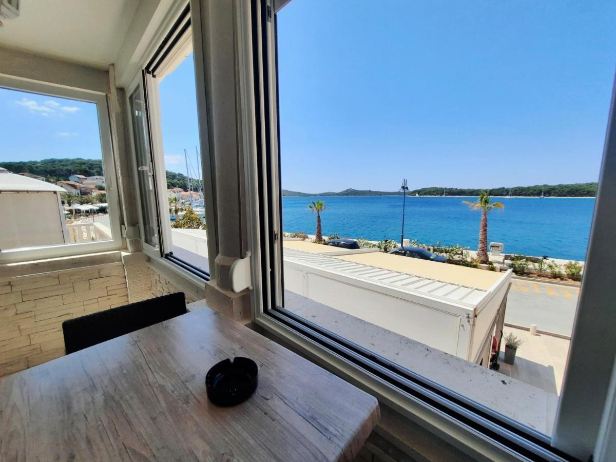 Apartman Cezar2 Rogoznica  Eksteriør billede